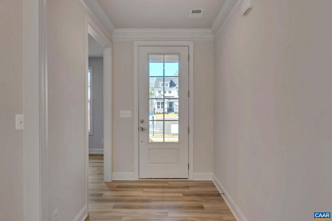 House in Charlottesville, Virginia, United States 3 - 18696836