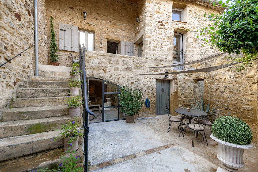 House in Saint-Laurent-la-Vernede, Occitania, France 5 - 18695962