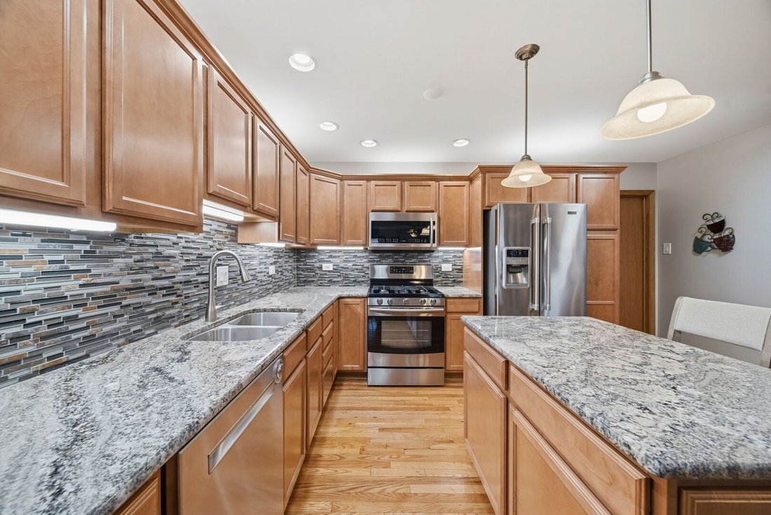 House in Orland Park, Illinois, United States 5 - 18697677