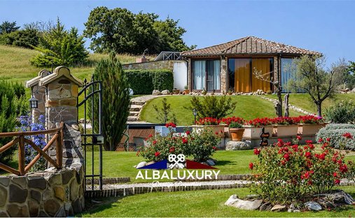 Villa in Manciano, Tuscany, Italy 1