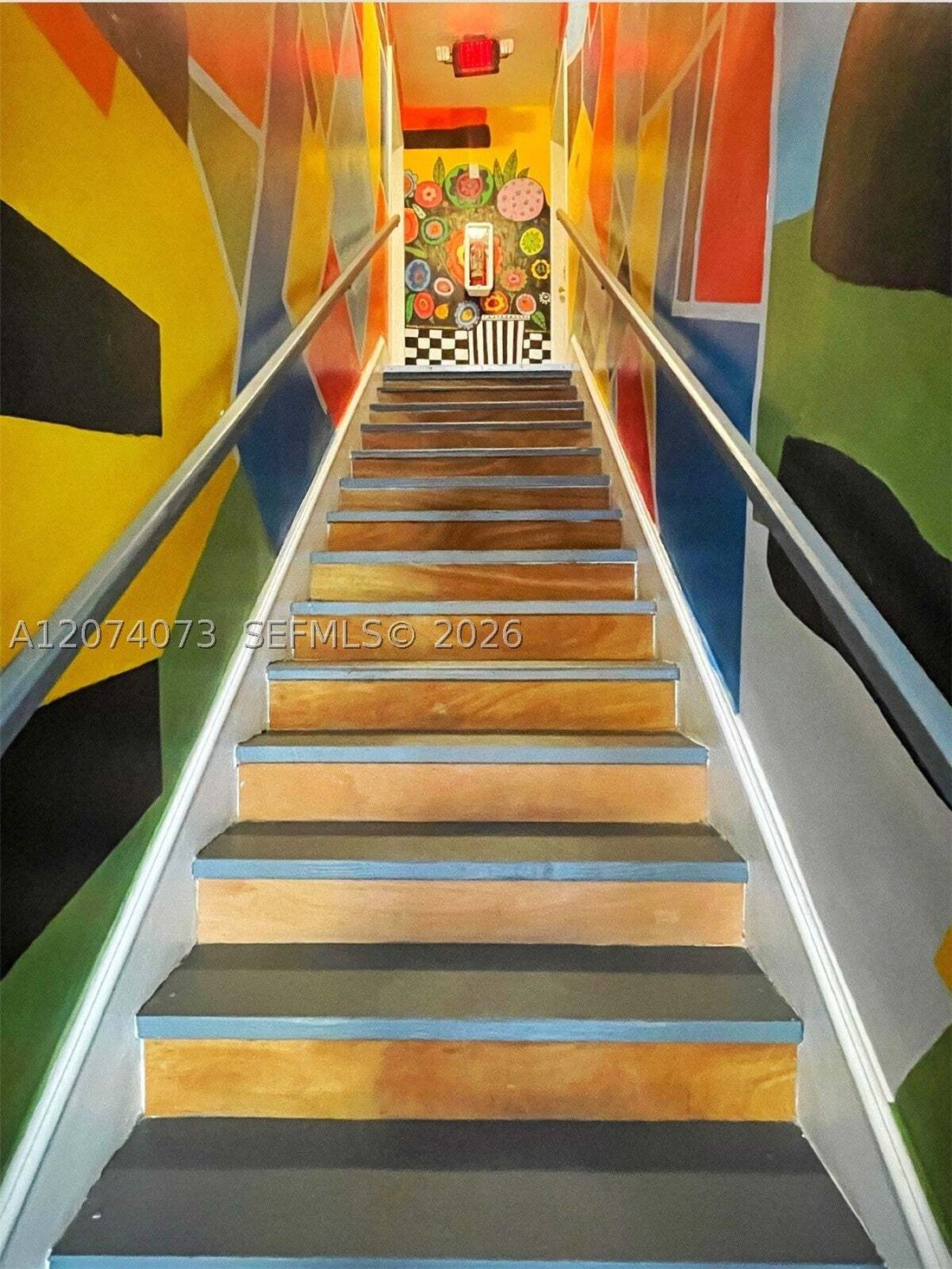 Miami, Florida, United States 2 - 18697336