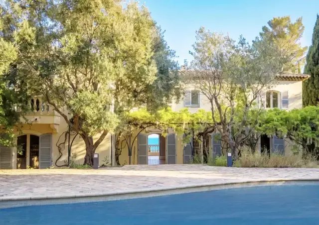 Villa in Saint-Jean-Cap-Ferrat, Provence-Alpes-Côte d'Azur, France 1 - 18358702