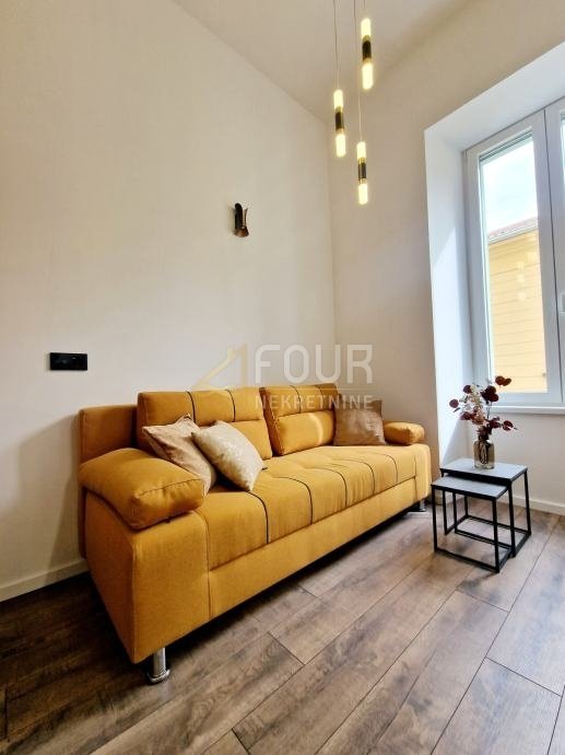 Apartment in Mjesni odbor Luka, Grad Rijeka, Primorje-Gorski Kotar County 2 - 18697842