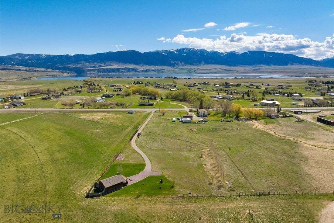 House in Ennis, Montana, United States 3 - 18699143