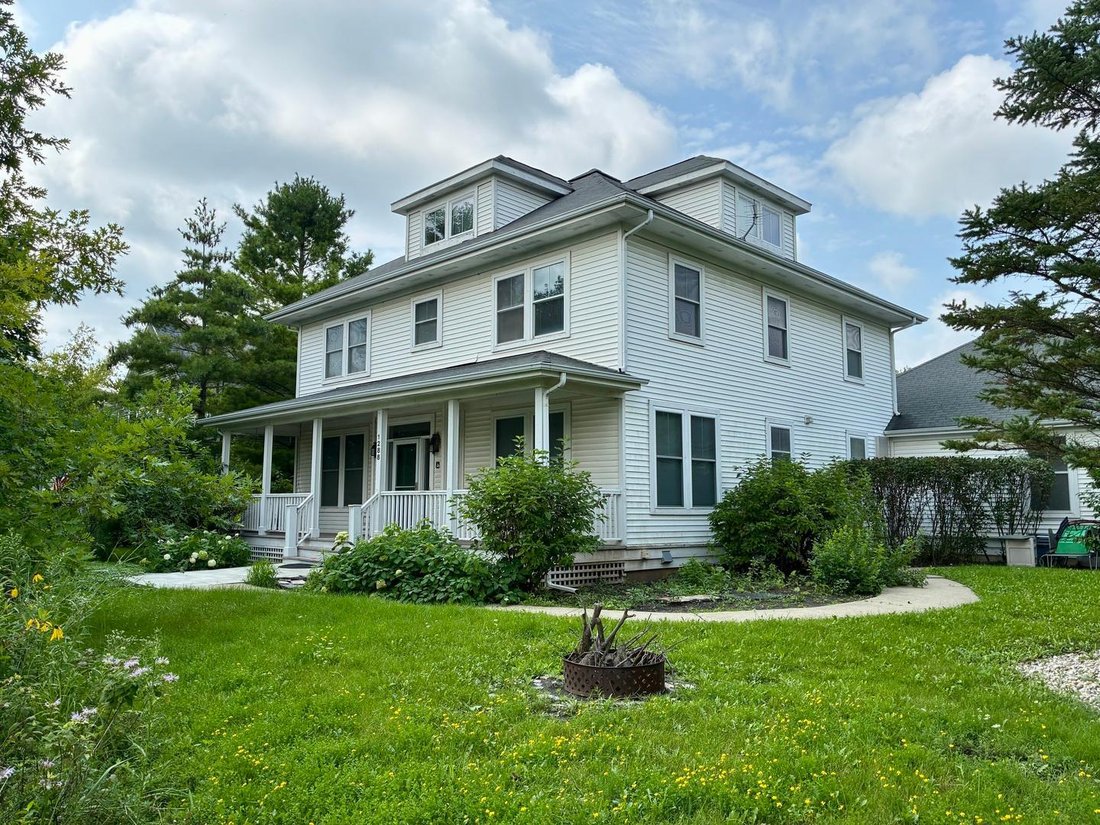House in Grayslake, Illinois, United States 1 - 18698814