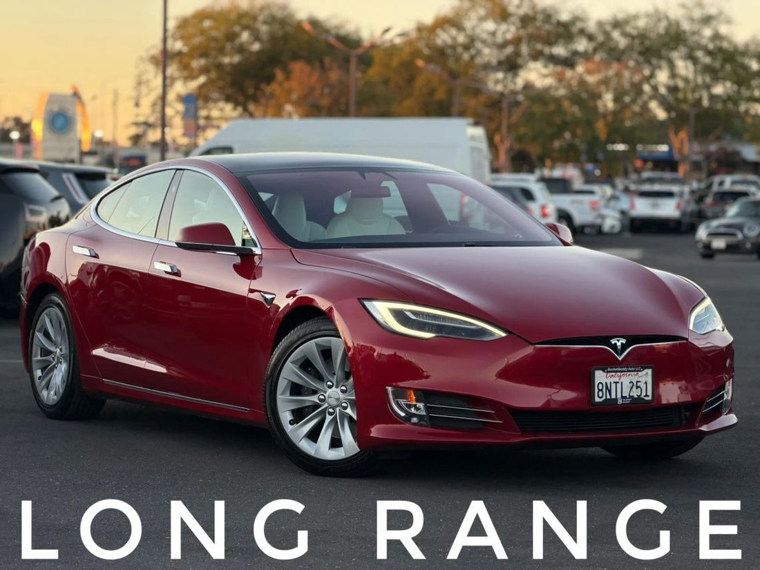 Sedan in Sacramento, CA, United States 3 - 18699447