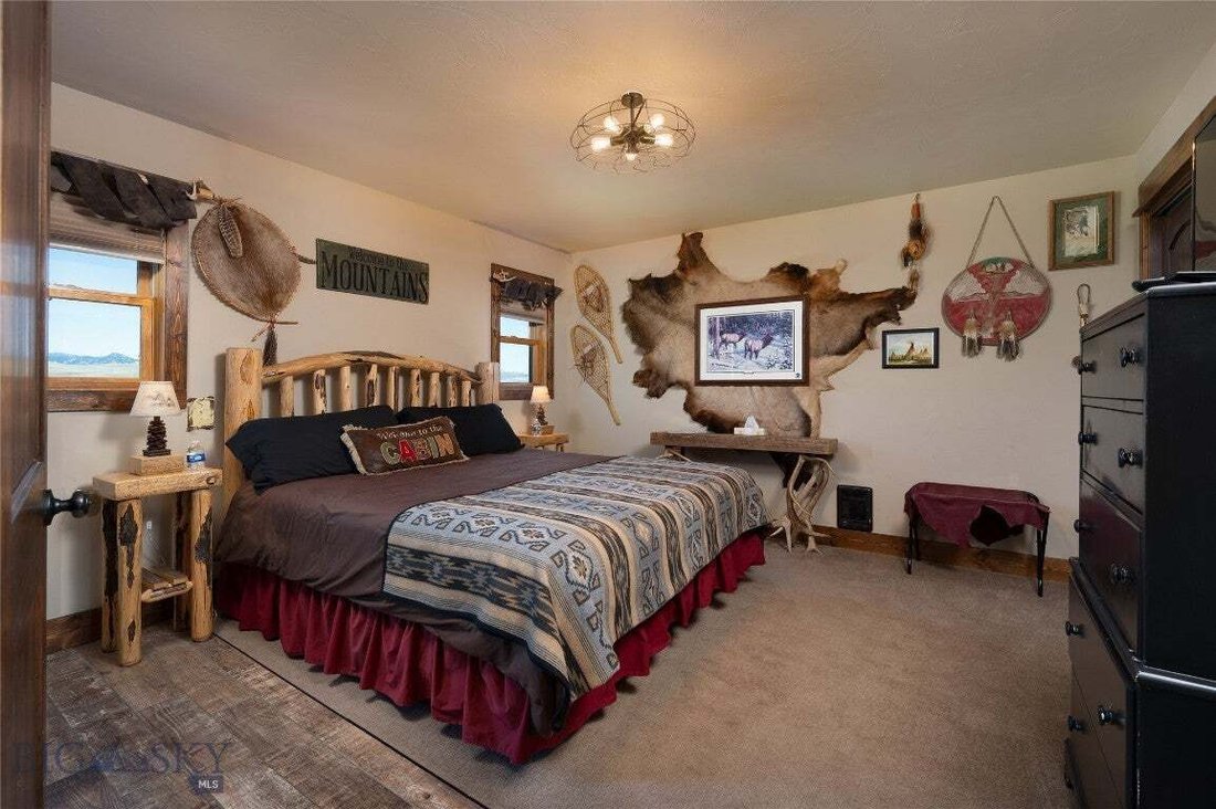 House in Ennis, Montana, United States 5 - 18699143