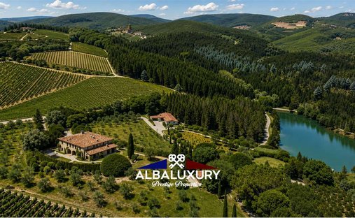 Villa in Gaiole in Chianti, Tuscany, Italy 1