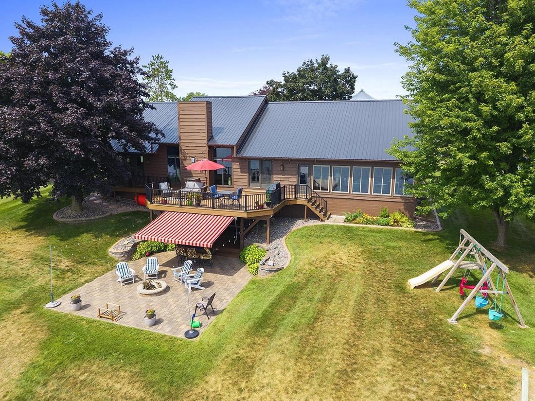House in Oconto Falls, Wisconsin, United States 4 - 18696934