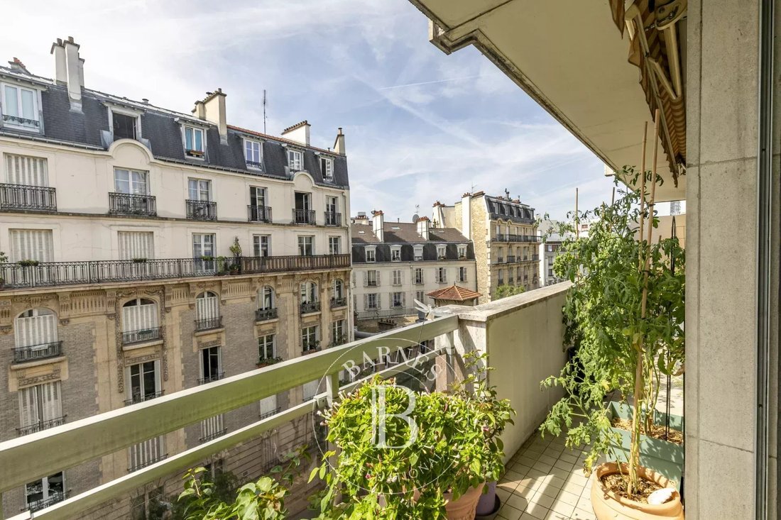Apartment in Emeriau-Zola, Paris 15e Arrondissement, Paris 1 - 18695916