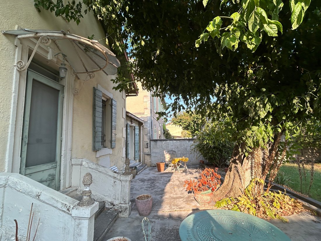 House in Saint-Rémy-de-Provence, Provence-Alpes-Côte d'Azur, France 5 - 18698835
