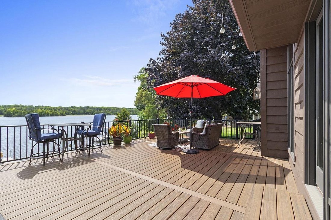 House in Oconto Falls, Wisconsin, United States 3 - 18696934