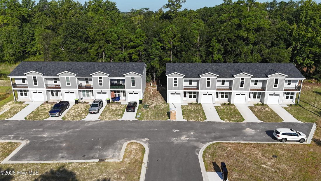 Northwest, North Carolina, United States 3 - 18697923
