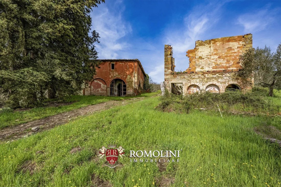Estate in Civitella In Val di Chiana, Tuscany, Italy 4 - 18696334