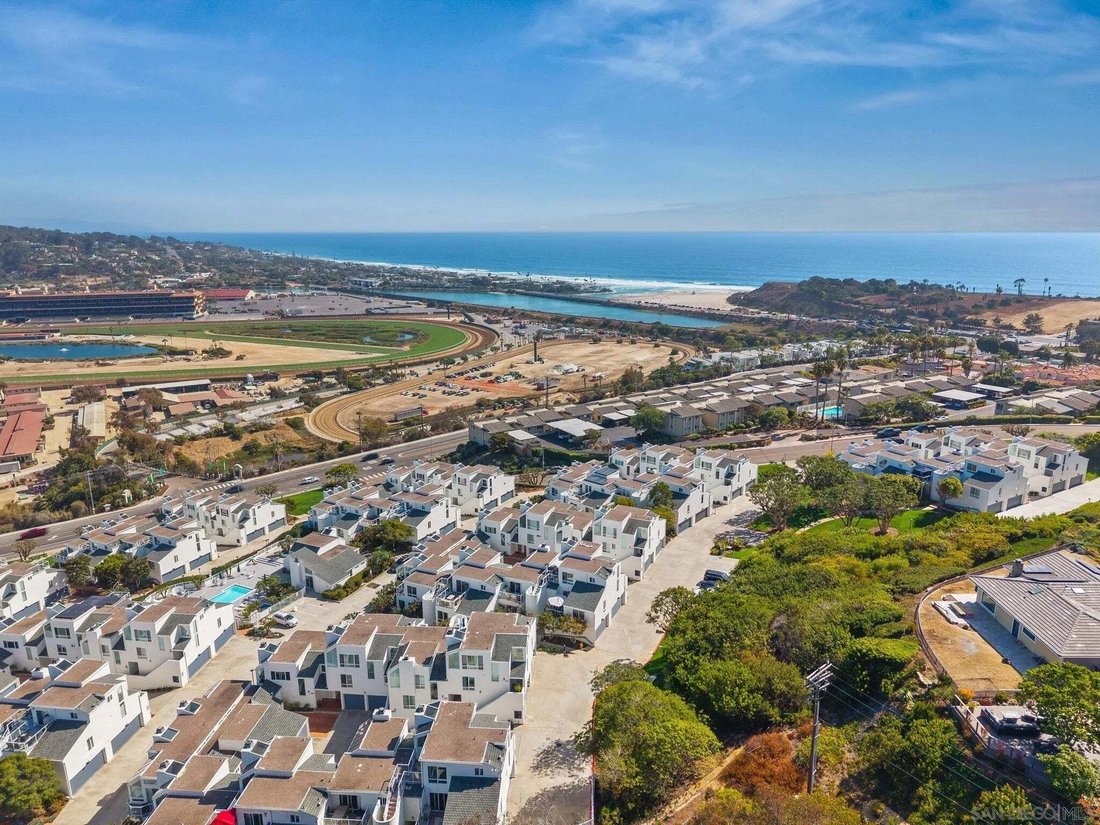 Townhouse in Solana Beach, California, United States 1 - 18698259