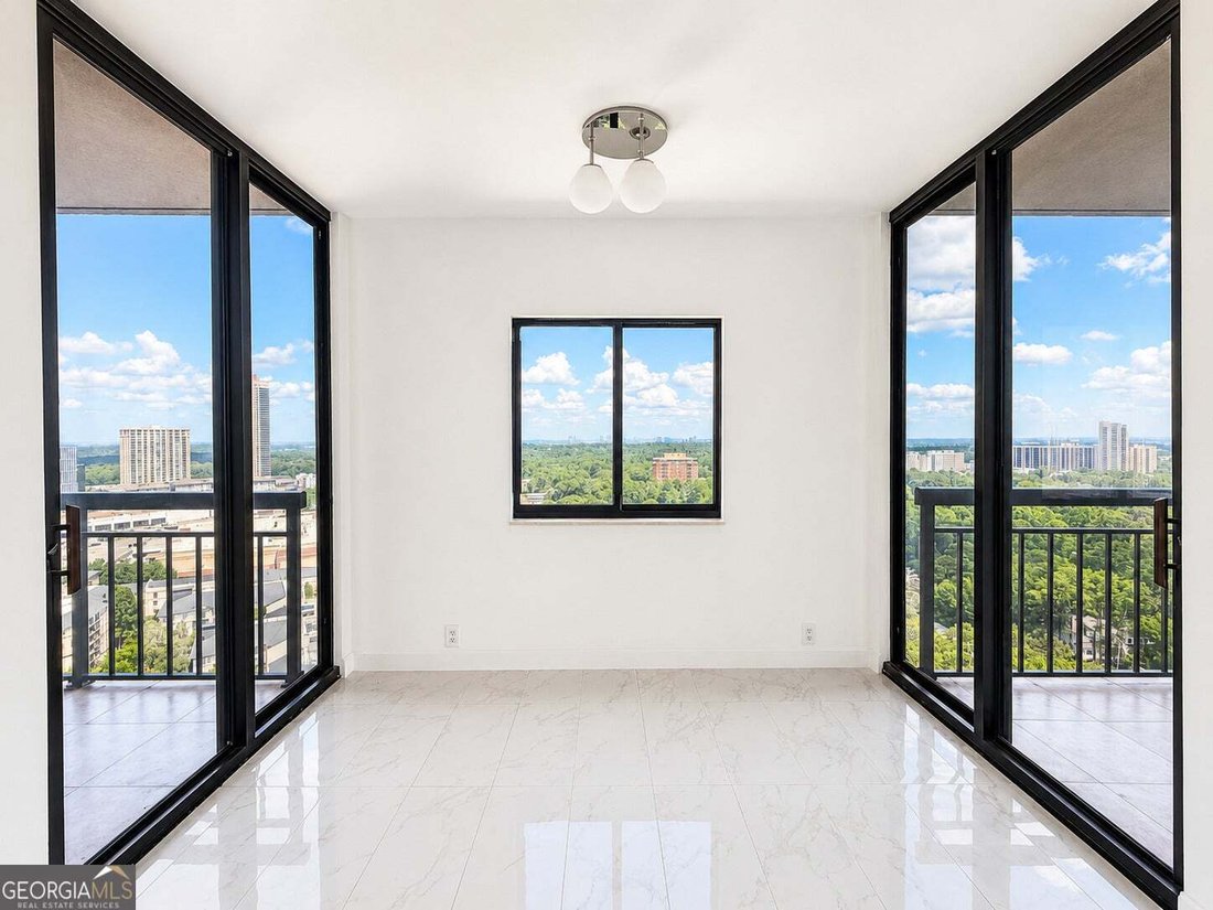 Condo in Atlanta, Georgia, United States 4 - 18698477