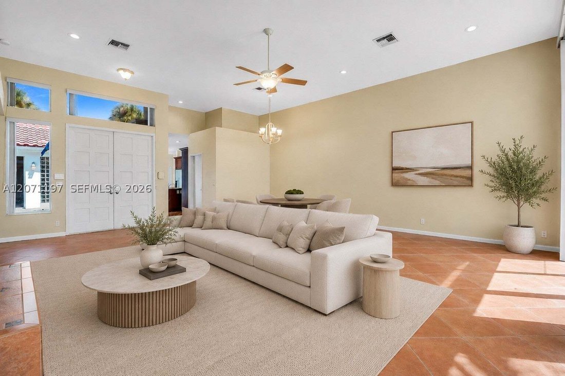 House in Miramar, Florida, United States 5 - 18697294