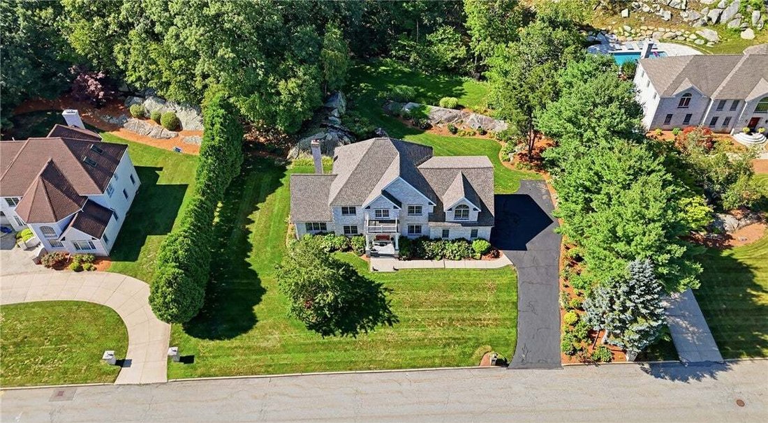 House in Lincoln, Rhode Island, United States 5 - 18184827