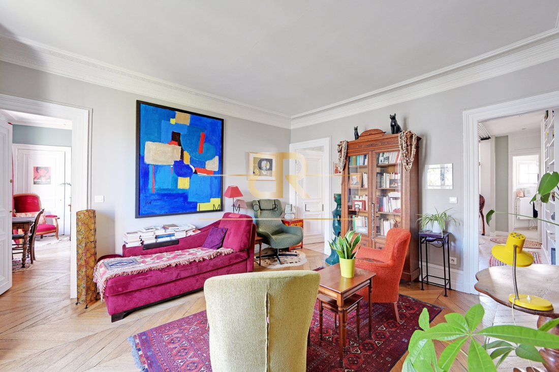 Apartment in Palais Royal, Paris 1er Arrondissement, Paris 4 - 18699072