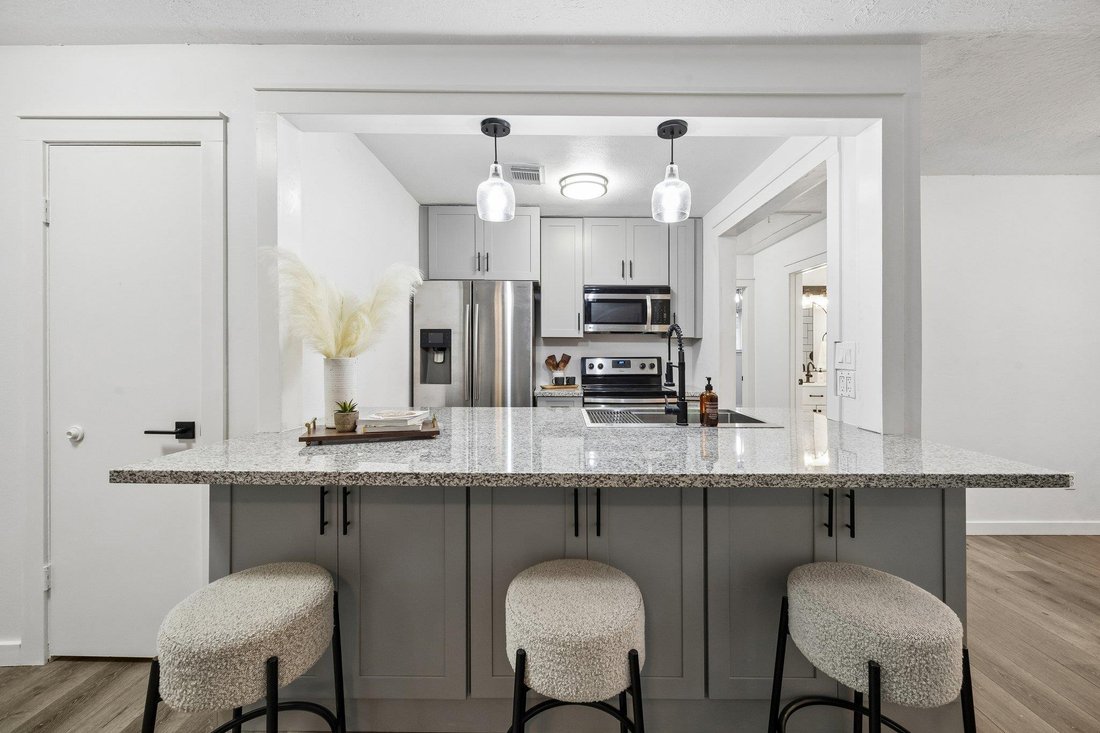 House in Houston, Texas, United States 5 - 18697844