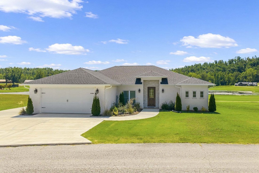 House in Decaturville, Tennessee, United States 1 - 18698703