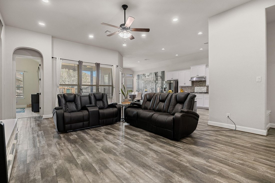 Casa en Pflugerville, Texas, Estados Unidos 5 - 18697832