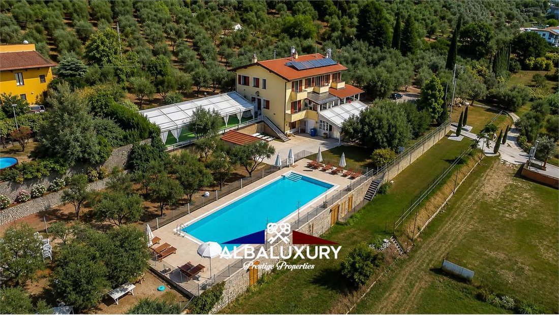 Villa en Camaiore, Toscana, Italia 4 - 16925192