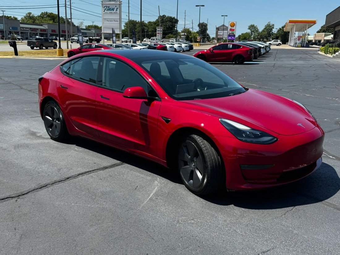 Sedan in Joplin, MO, United States 2 - 18699775