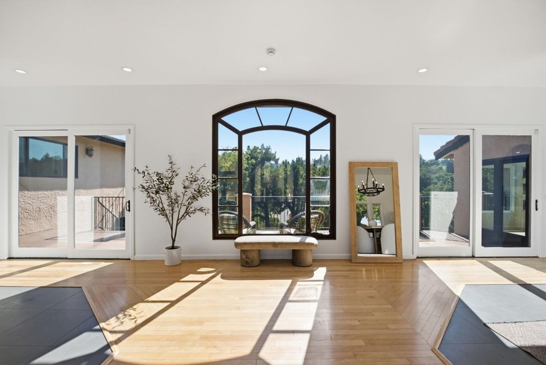 House in Los Altos Hills, California, United States 5 - 18697881