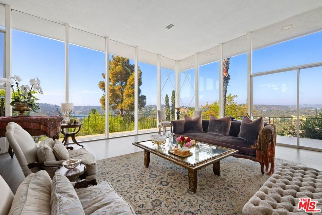 House in Los Angeles, California, United States 3 - 18697029