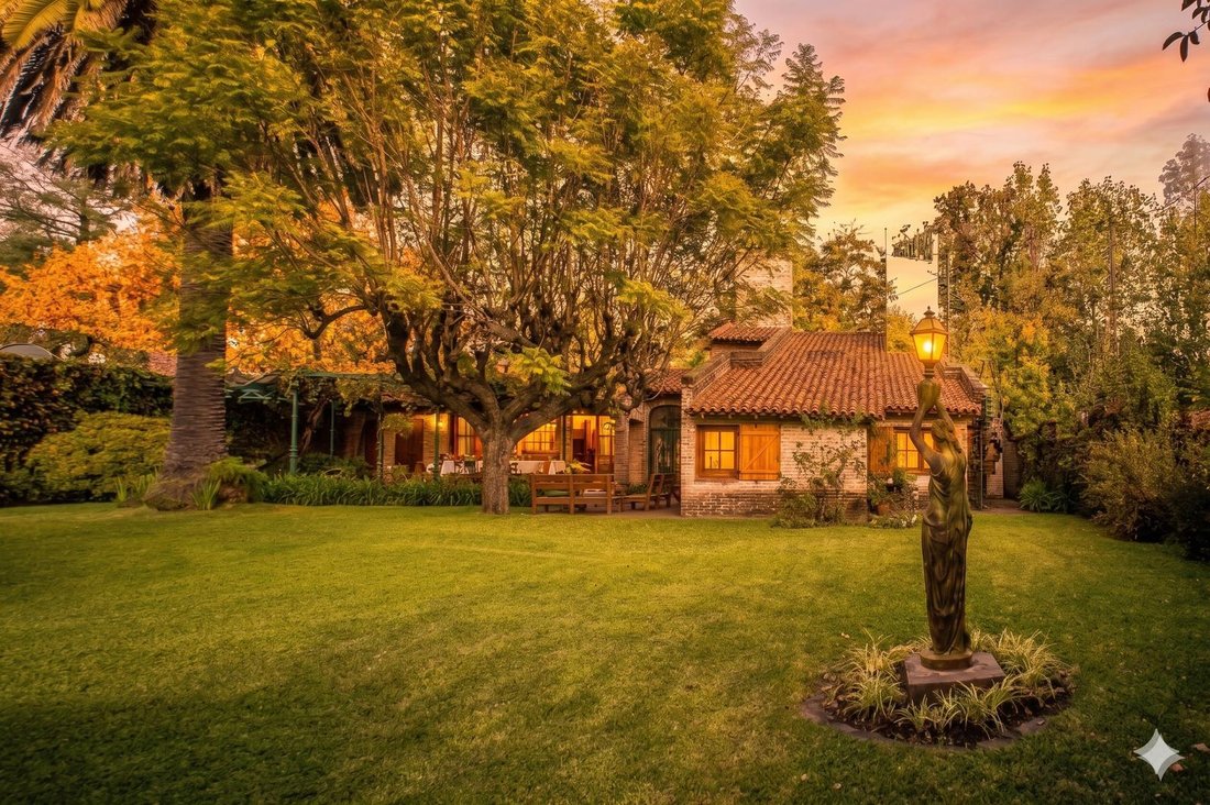 House in San Isidro, Buenos Aires Province, Argentina 1 - 18696343