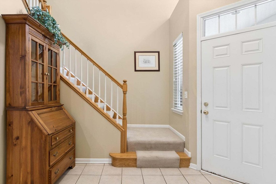 Townhouse in Darien, Illinois, United States 4 - 18697698