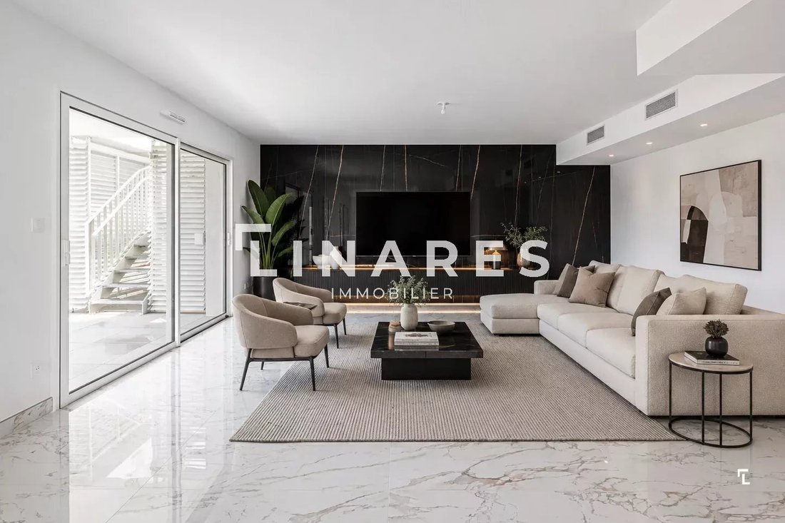 Apartment in Saint Giniez, 8e Arrondissement, Marseille 3 - 18582365