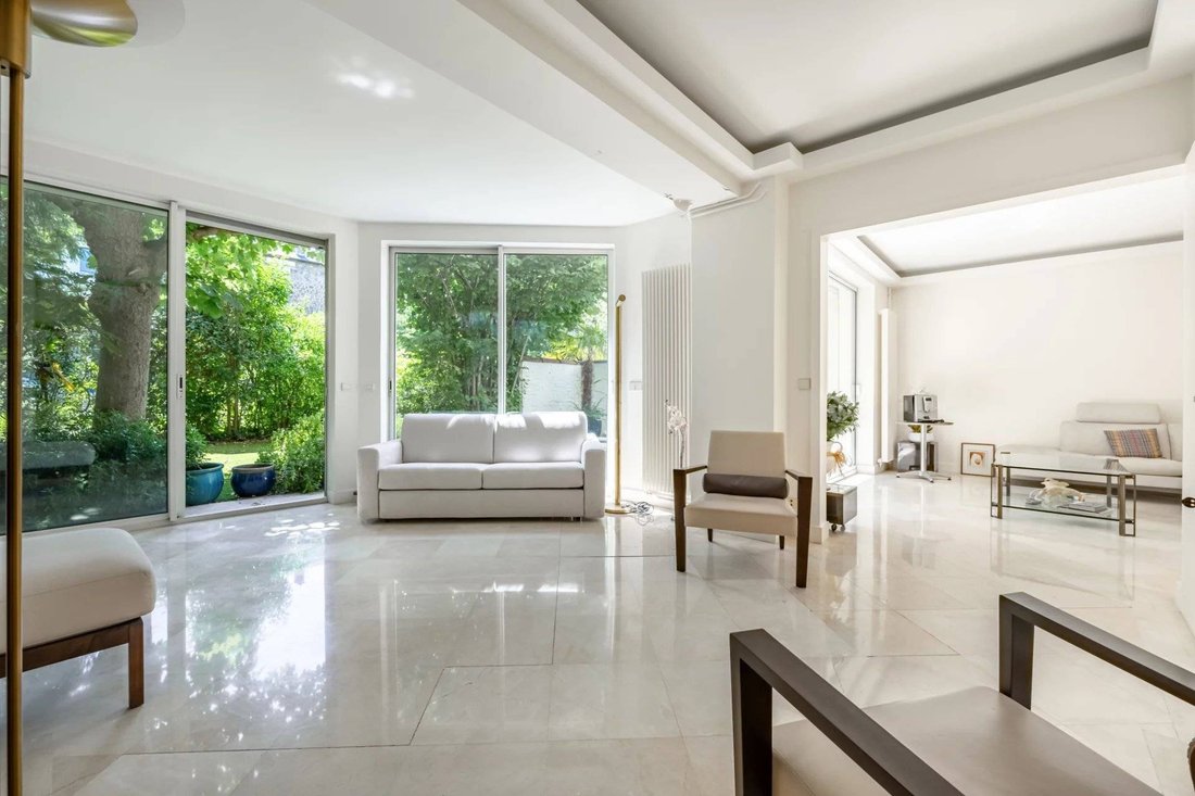 Townhouse in Prince–Marmottan, Boulogne-Billancourt, France 5 - 16656478