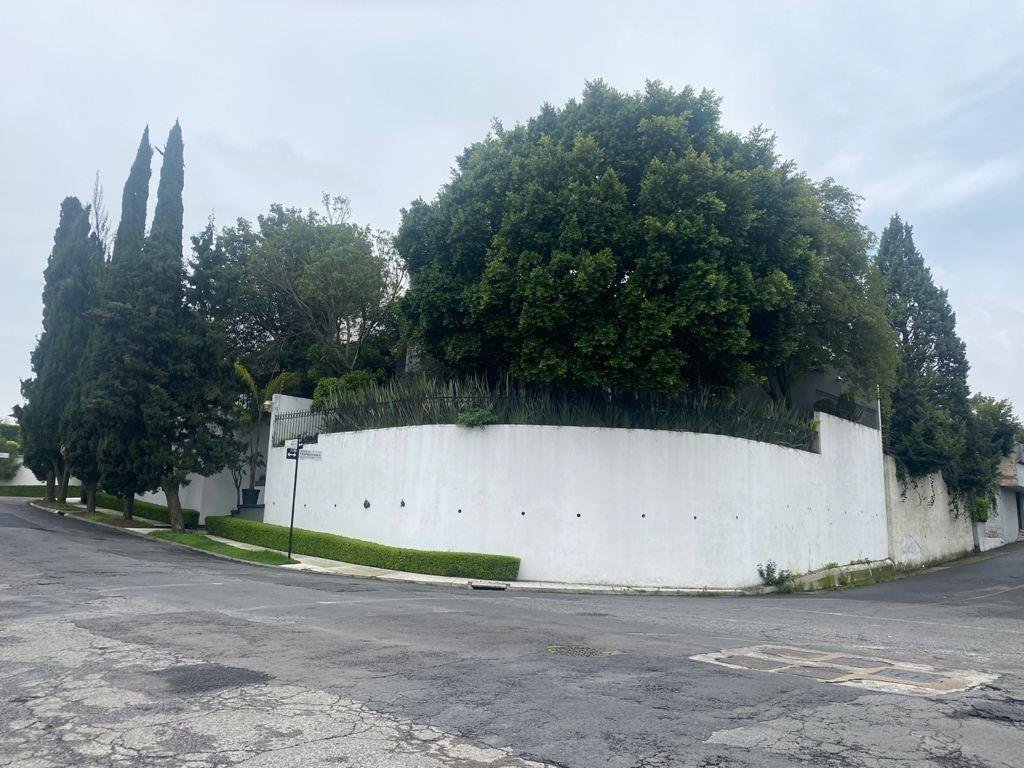 House in Mexico City, Mexico 2 - 18696279