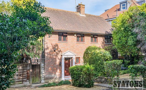 House in Barnet, England 1