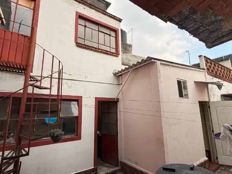 Land in Santa Catarina Yecahuitzotl, Mexico City, Mexico 1 - 18696282