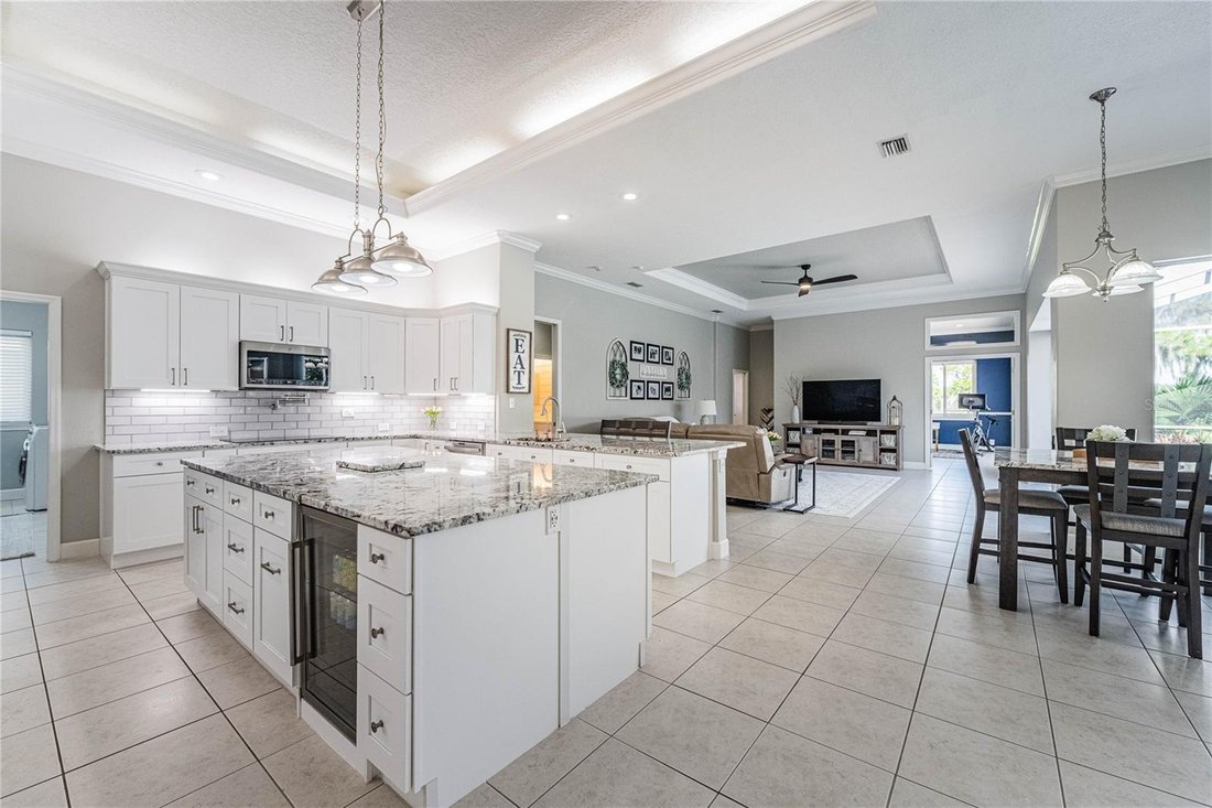 House in Lakeland, Florida, United States 5 - 18698065