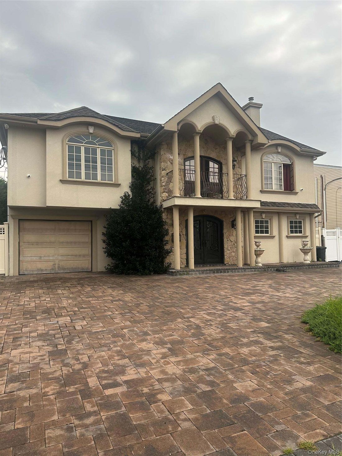 House in Bellmore, New York, United States 1 - 18697274