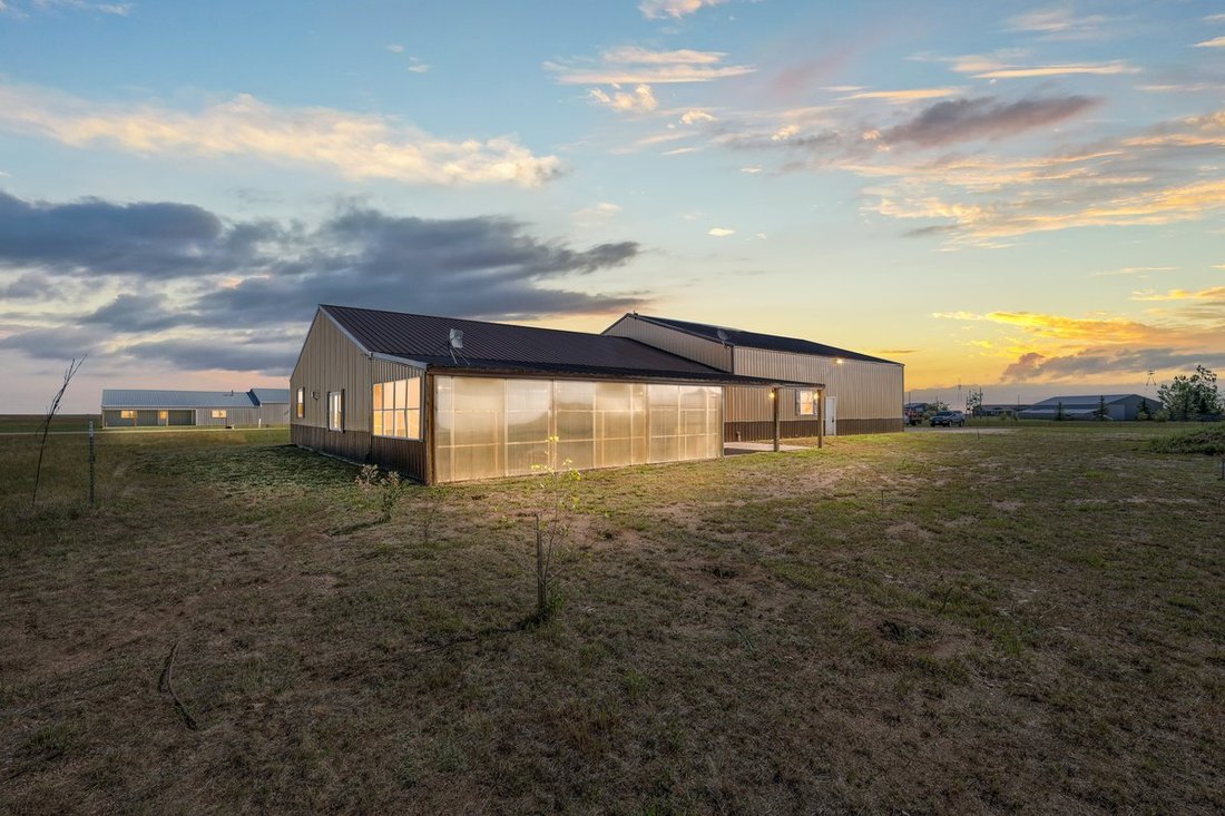 House in Cheyenne, Wyoming, United States 2 - 18696553