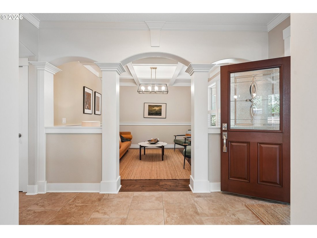 House in Lake Oswego, Oregon, United States 4 - 18698080