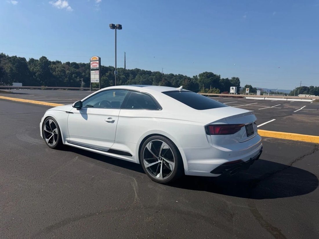 Coupe in Wilkes Barre, PA, United States 5 - 18699594