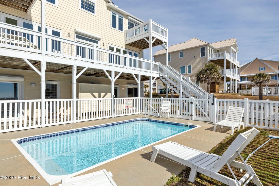House in Emerald Isle, North Carolina, United States 4 - 18697908