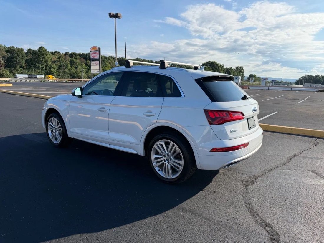 Suv in Wilkes Barre, PA, United States 5 - 18699614