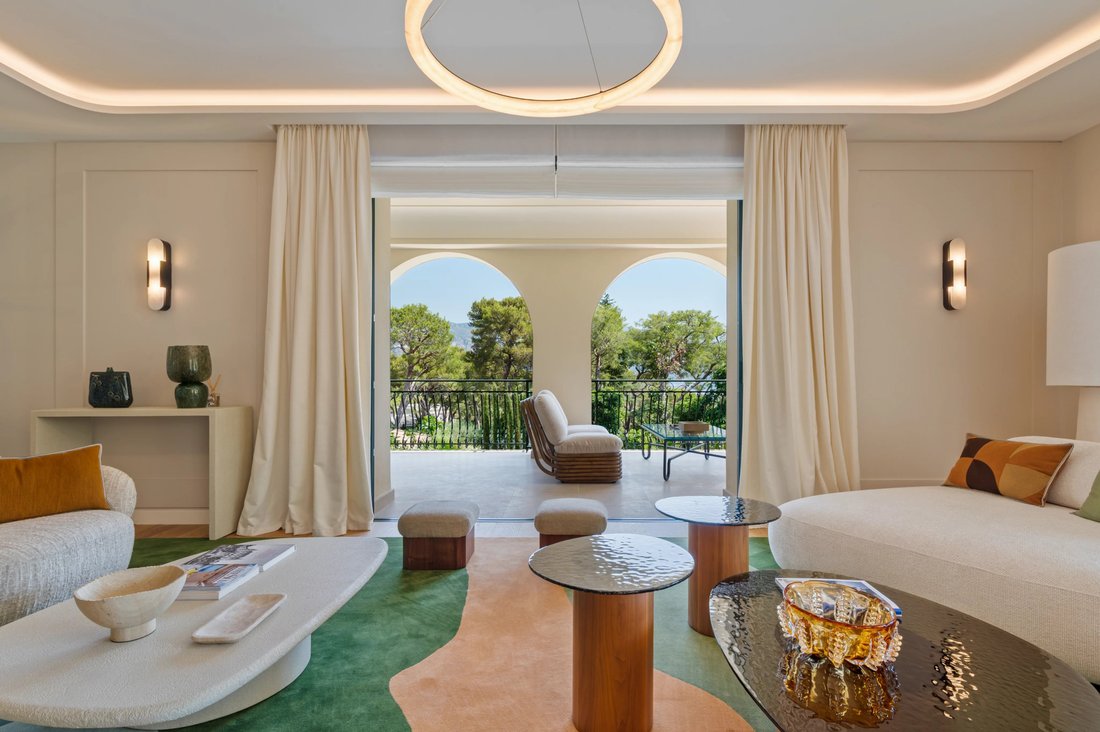 Villa à Saint-Jean-Cap-Ferrat, Provence-Alpes-Côte d'Azur, France 4 - 18695948