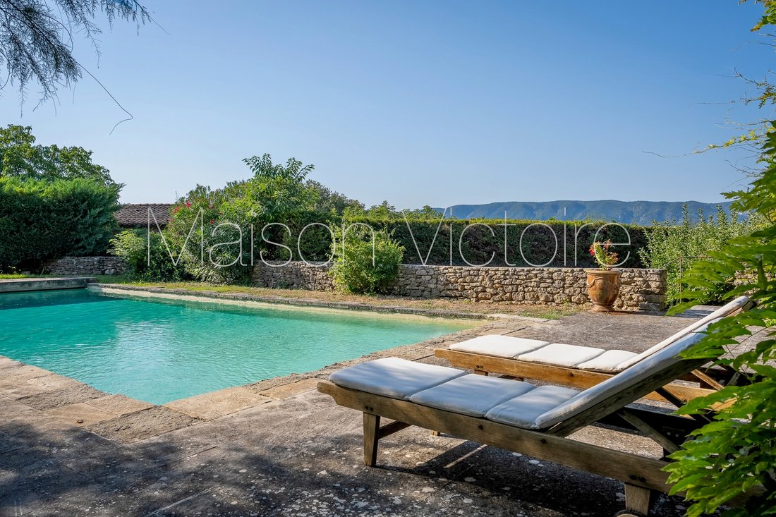 House in Gordes, Provence-Alpes-Côte d'Azur, France 2 - 18699297