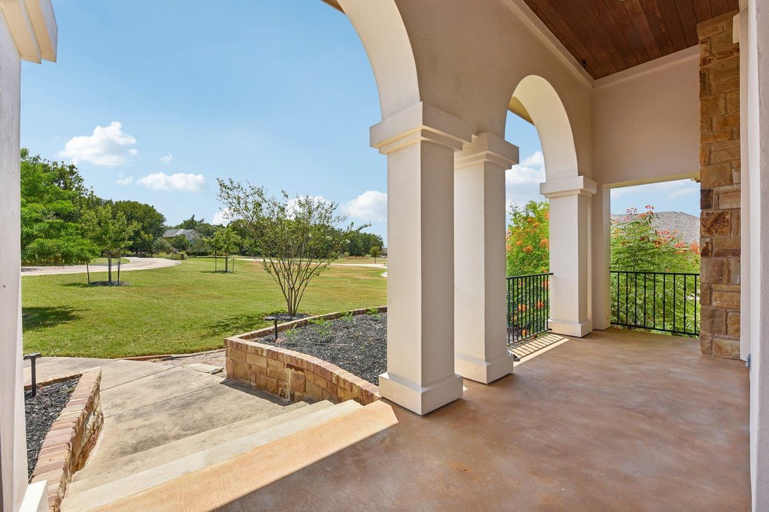 House in Bastrop, Texas, United States 4 - 18697834