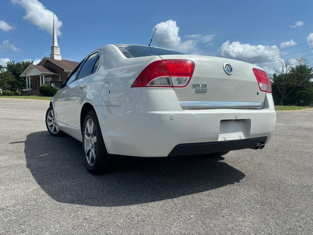Sedan in Bowling Green, KY, United States 4 - 18699796