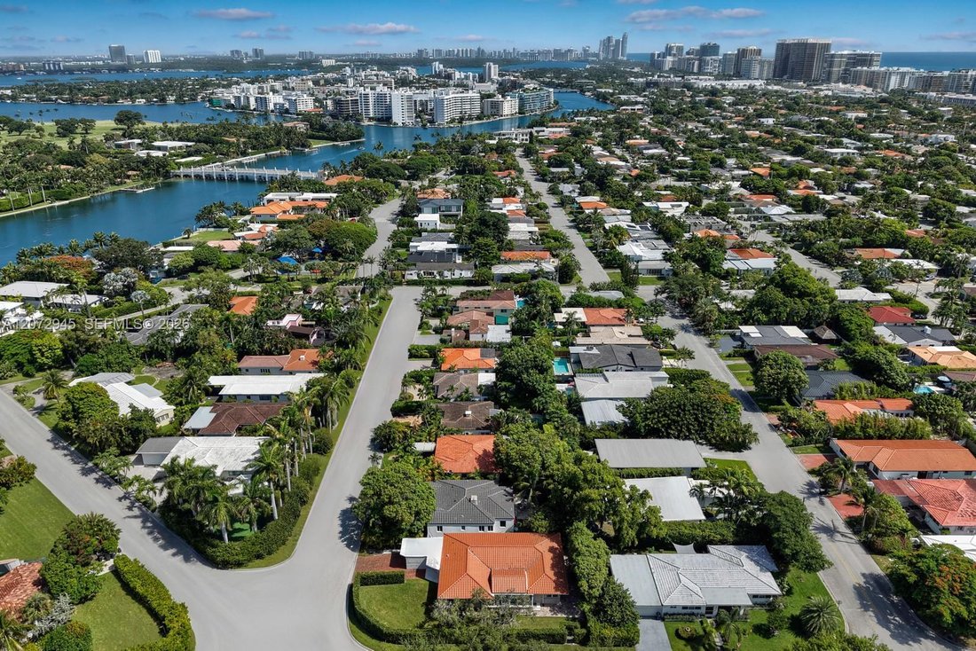 House in Bal Harbour, Florida, United States 3 - 18698908