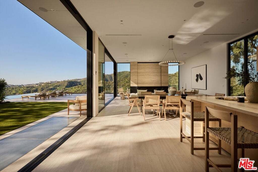 House in Los Angeles, California, United States 5 - 18697034